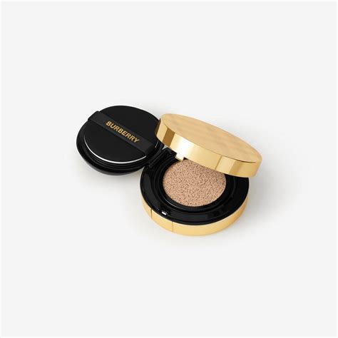 burberry matte glow foundation swatches|Matte Glow Cushion – 30 Light Neutral .